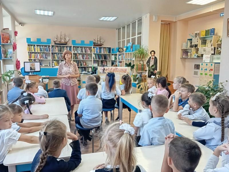 Громкие чтения «Добрые истории для маленьких»